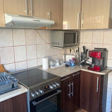 Apartament Regim Hotelier Oradea Exteriör bild