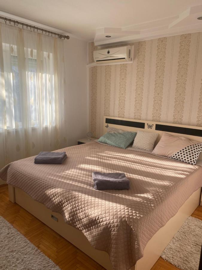 Apartament Regim Hotelier Oradea Exteriör bild